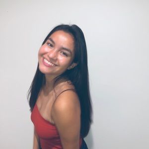 Meet your Posher, Naomi